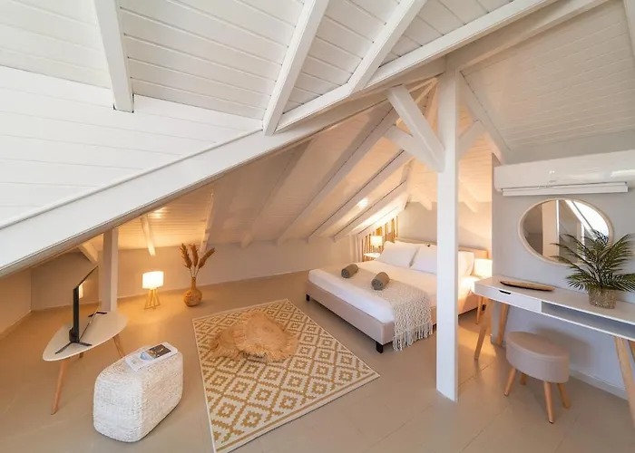 Sunnyvilla Rhodes فيلة *