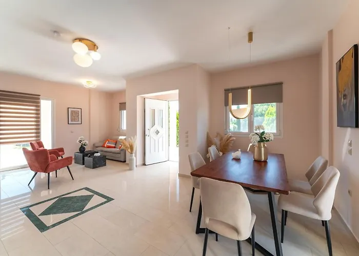 Sunnyvilla Rhodes * إياليسوس