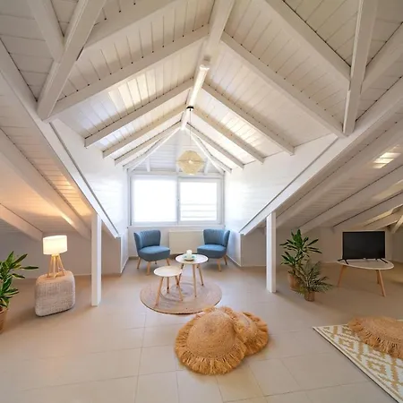 Sunnyvilla Rhodes