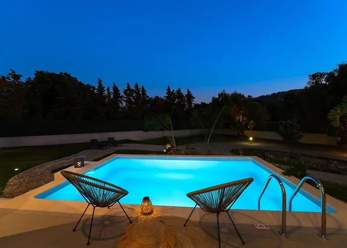 Sunnyvilla Rhodes Willa Jalisos